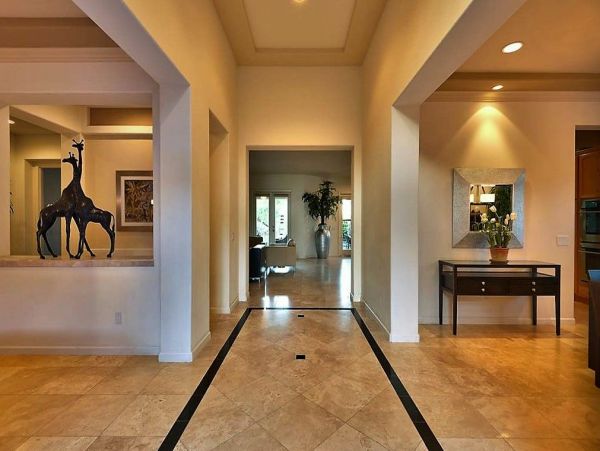 Golf Course View Six Bedroom Vacation Home in Palm Springs