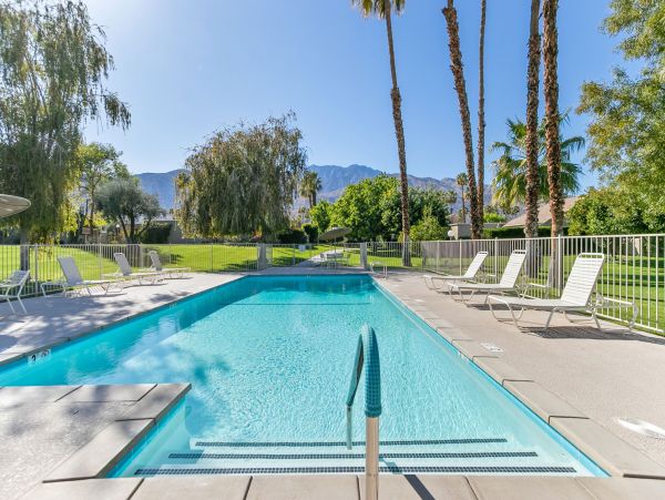 Palm Springs Condo 991815