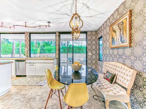 Palm Springs Home 991819