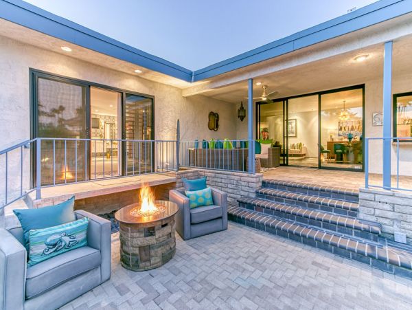 Palm Springs Home 991819