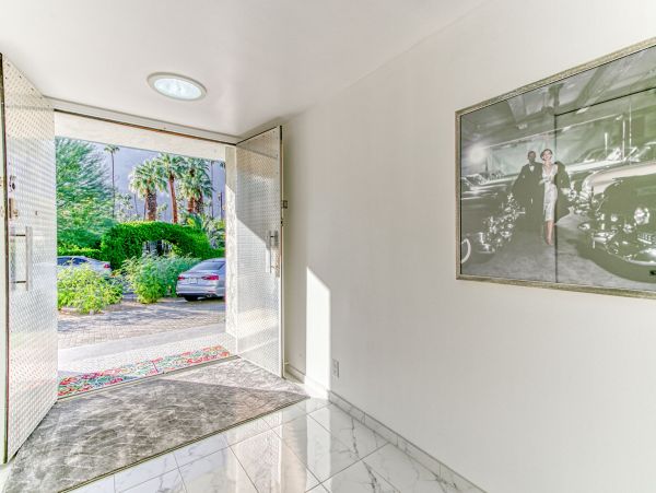 Palm Springs Home 991819