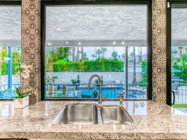 Palm Springs Home 991819