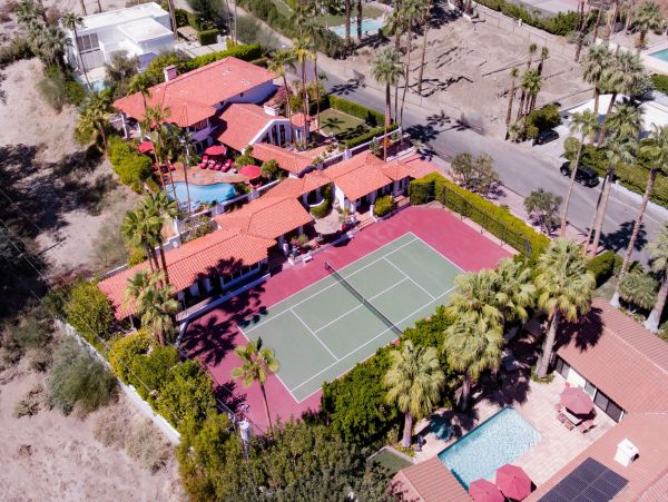 Palm Springs Home 991820