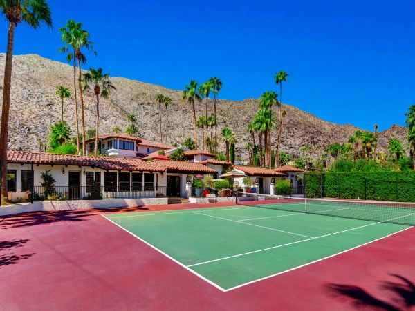 Palm Springs Home 991820