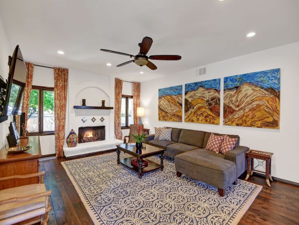 Palm Springs Home 991820