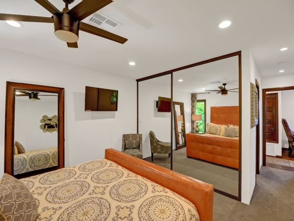 Palm Springs Home 991820