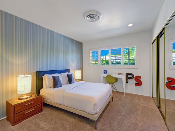 Palm Springs Home 991821