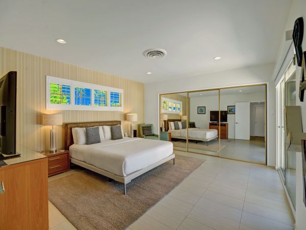 Palm Springs Home 991821