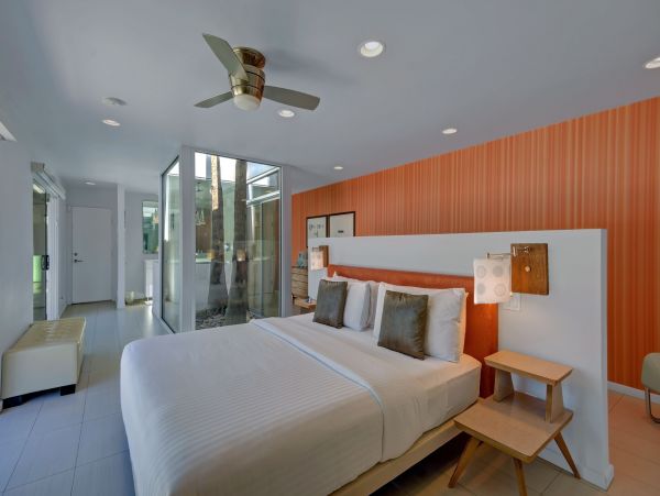 Palm Springs Home 991821