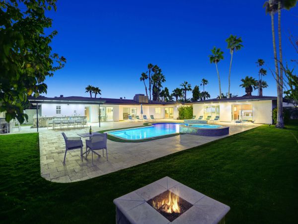 Palm Springs Home 991821