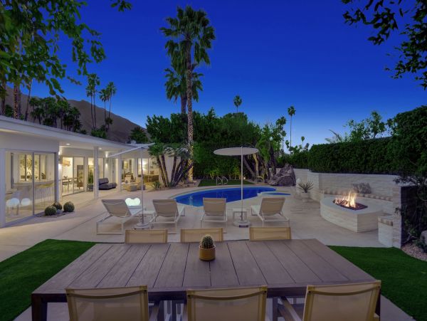 Palm Springs Home 991824