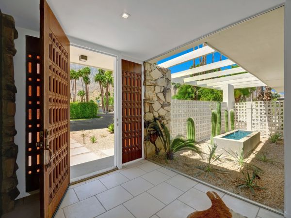 Palm Springs Home 991824