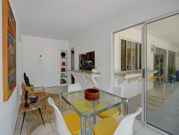 Palm Springs Home 991824