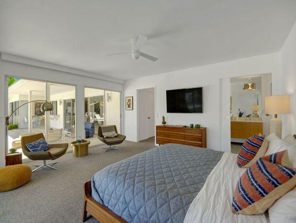 Palm Springs Home 991824