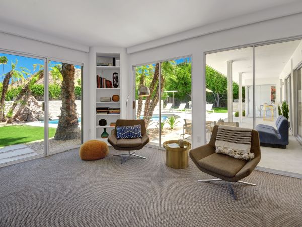 Palm Springs Home 991824