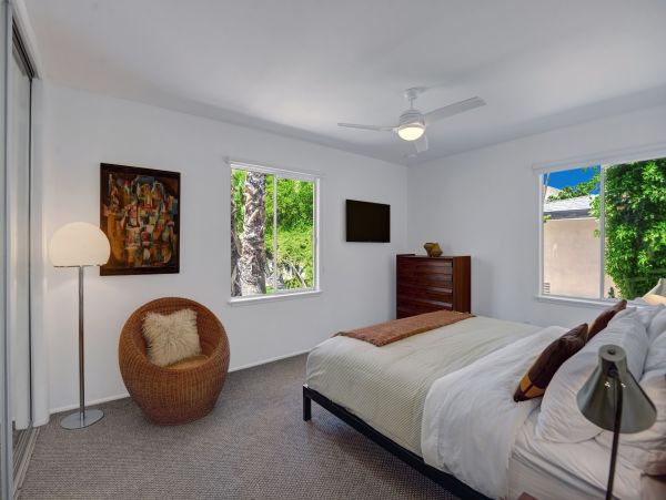 Palm Springs Home 991824