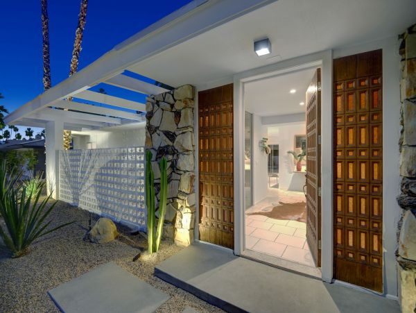Palm Springs Home 991824