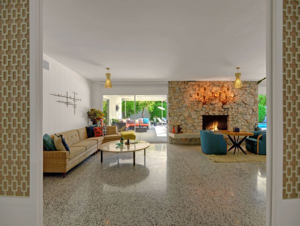 Palm Springs Home 991825