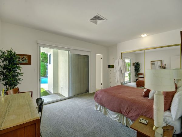 Palm Springs Home 991825