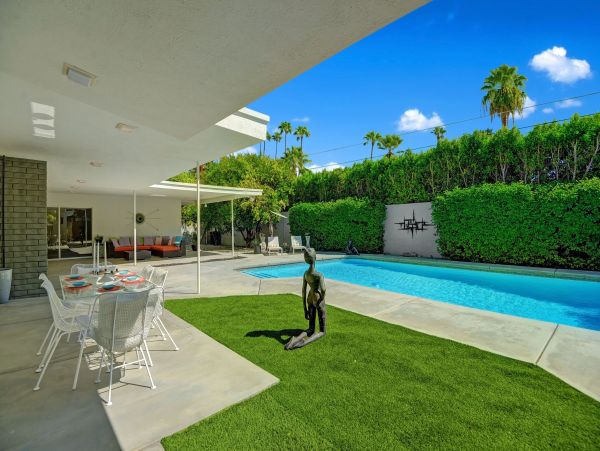 Palm Springs Home 991825