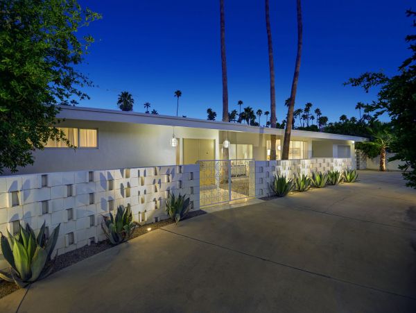 Palm Springs Home 991825