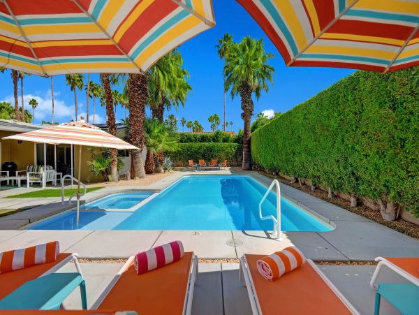 Palm Springs Home 991826