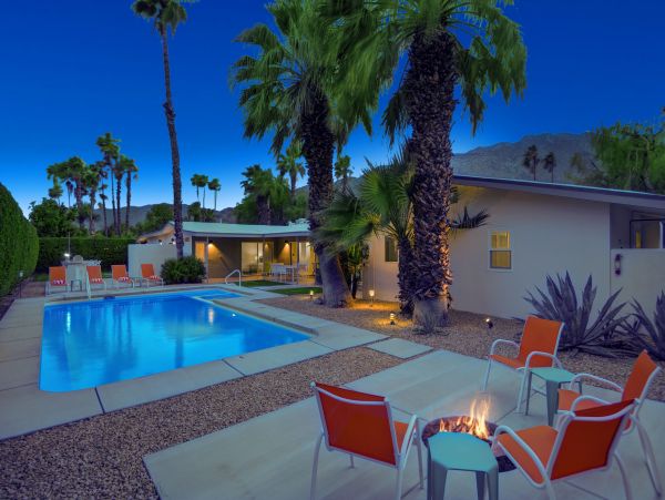 Palm Springs Home 991826