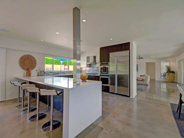 Palm Springs Home 991826