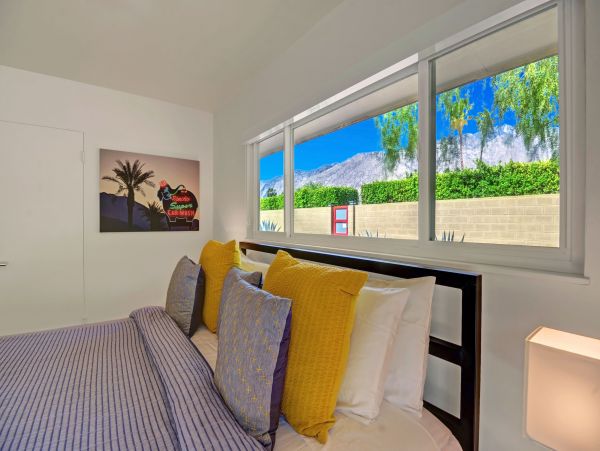 Palm Springs Home 991826