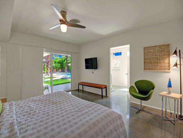 Palm Springs Home 991826