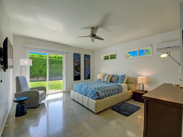 Palm Springs Home 991826