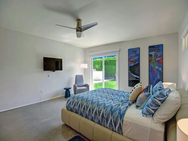 Palm Springs Home 991826
