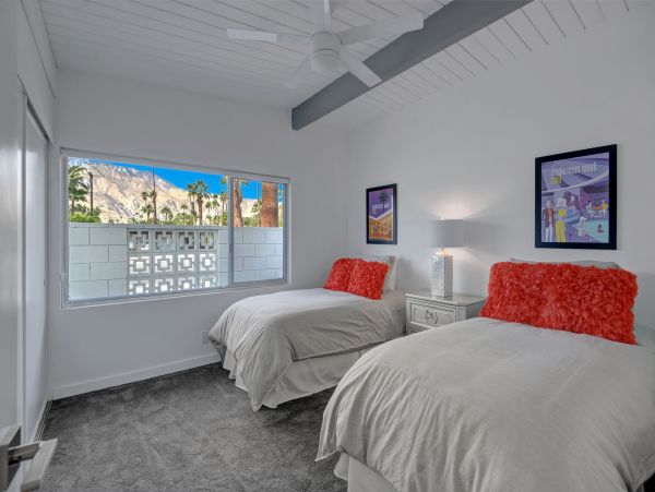 Palm Springs Home 991828