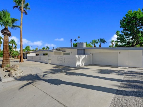 Palm Springs Home 991828