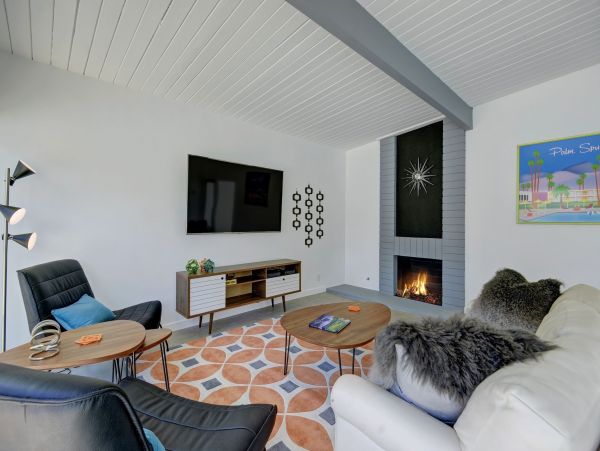 Palm Springs Home 991828