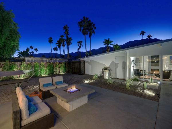 Palm Springs Home 991828