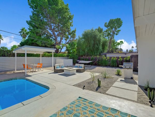 Palm Springs Home 991828