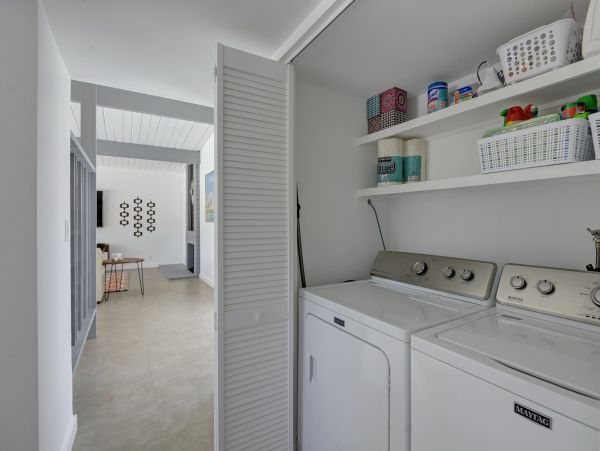 Palm Springs Home 991828
