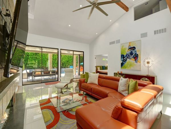 Palm Springs Home 991829