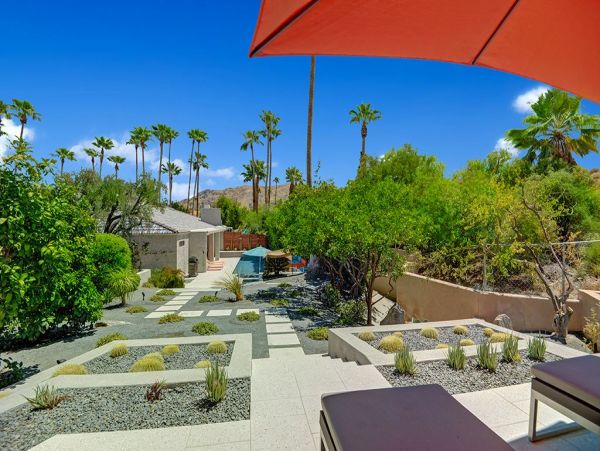 Palm Springs Home 991829