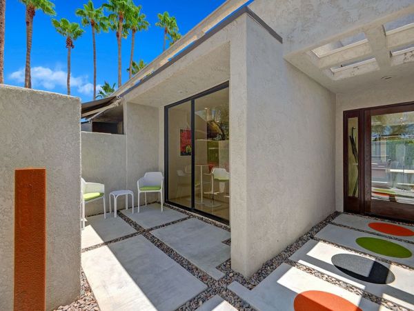 Palm Springs Home 991829