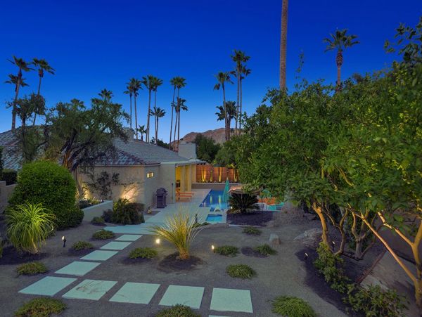 Palm Springs Home 991829