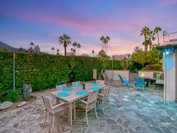 Palm Springs Home 991832