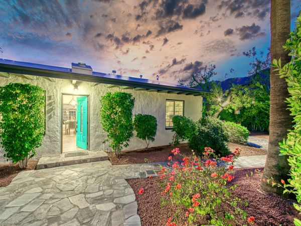 Palm Springs Home 991832
