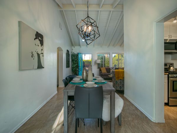Palm Springs Home 991832