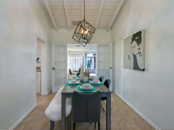 Palm Springs Home 991832