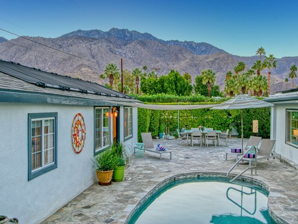 Palm Springs Home 991832
