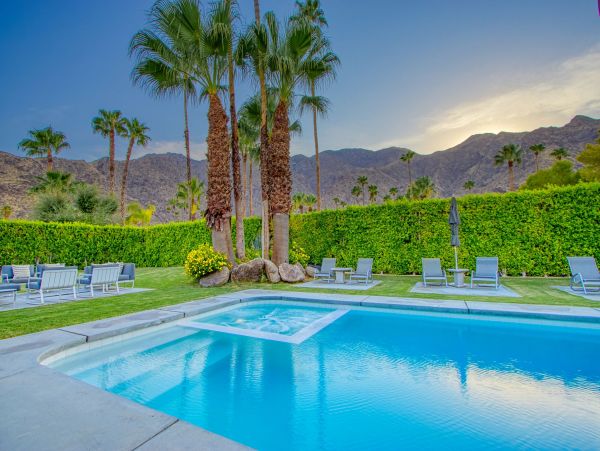 Palm Springs Home 991833