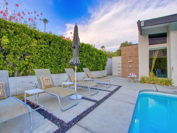 Palm Springs Home 991833