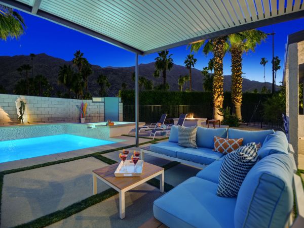 Palm Springs Home 991835